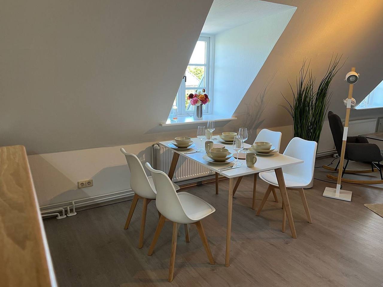 Ganze Wohnung, Ella - unter Reet, Strandnah, Hunde erlaubt, Garten in Ringsberg, Schleswig-Flensburg