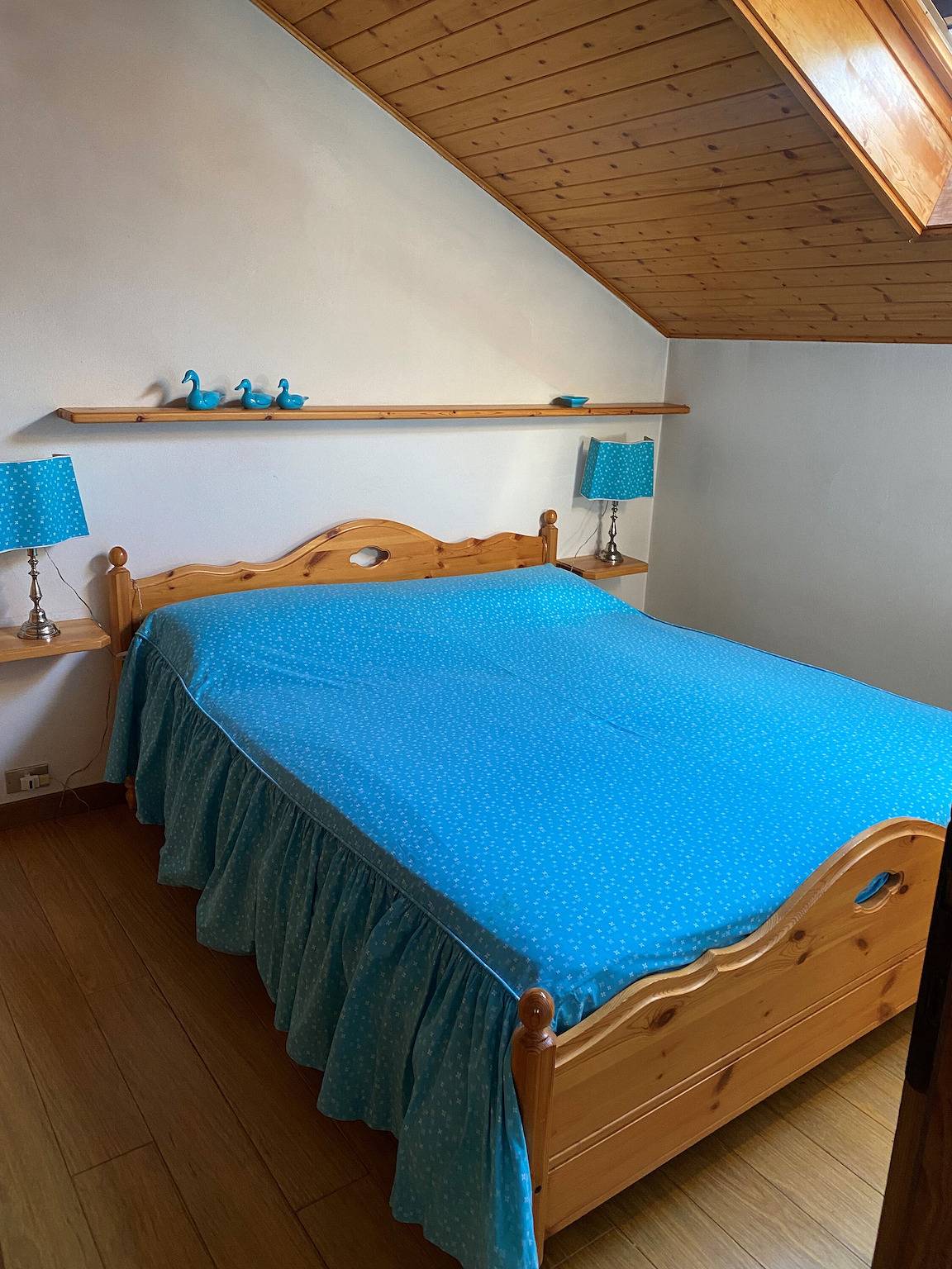 Apartamento entero, Apartamento 'Casa Serena' con vistas a la montaña, balcón y Wi-Fi in Cavalese, Dolomitas de Fiemme