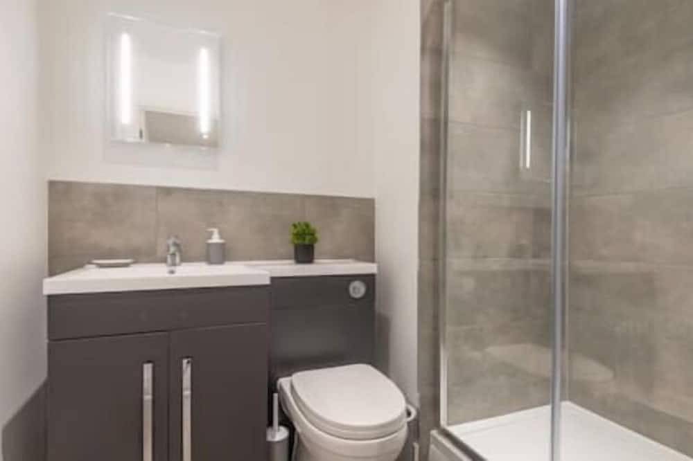 Ganze Wohnung, Thornhill House in Wakefield, Westliches Yorkshire