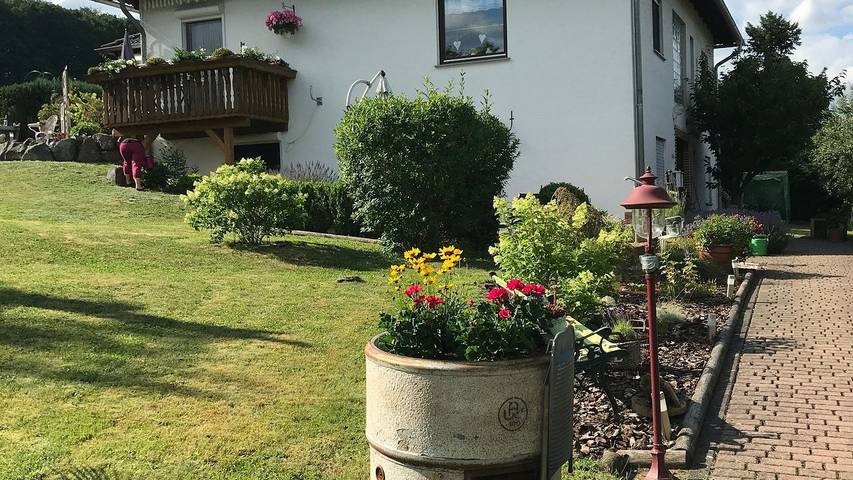 Ferienwohnung für 2 Personen, mit Terrasse und Garten - 1