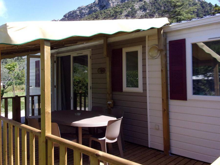 Camping La Fontaine D'annibal - Mobilhome 6 personas - Casa móvil de 3 dormitorios (48 m²) in Buis-les-Baronnies, Región de Nyons