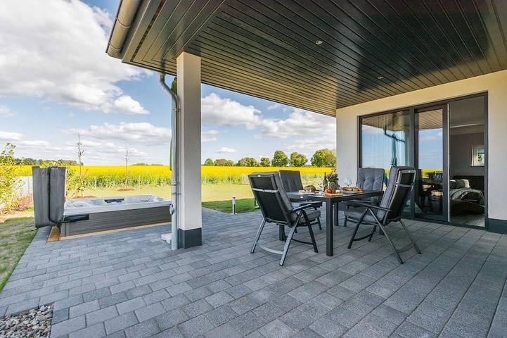 Bungalow für 4 Personen, mit Terrasse und Garten sowie Sauna in Göhren-Lebbin