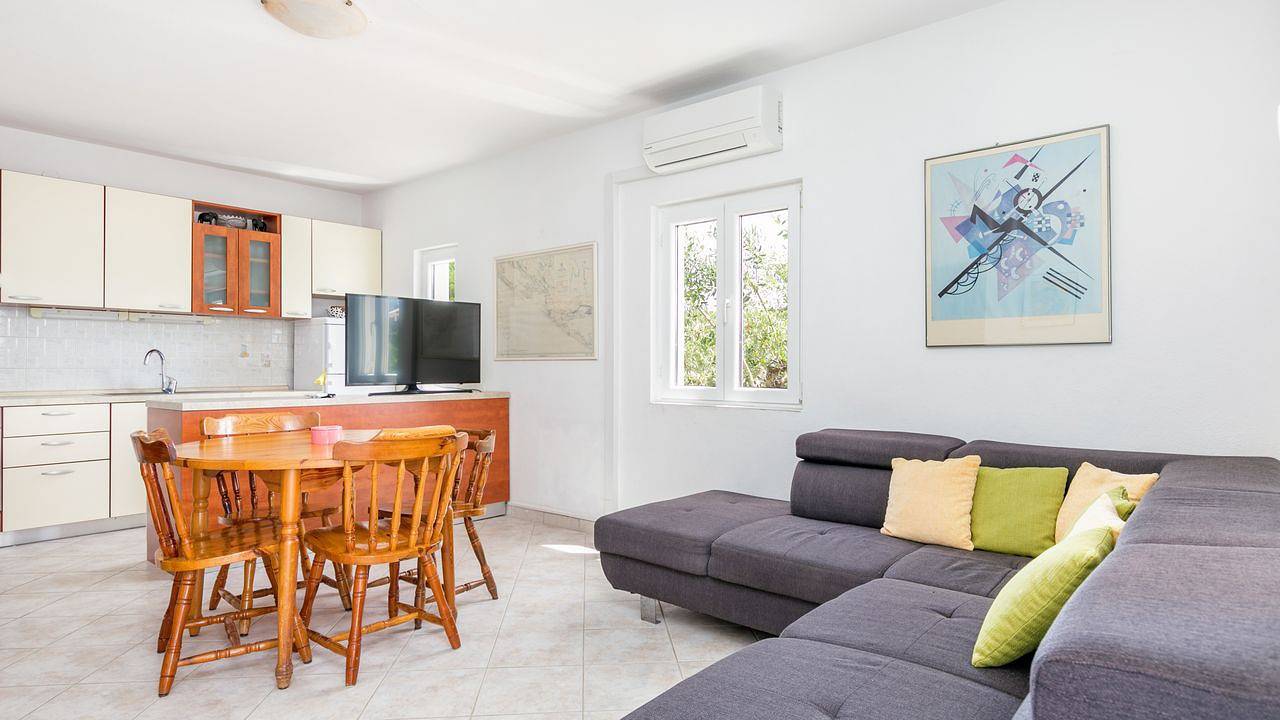 Ganze Ferienwohnung, Ferienwohnung für 5 Personen (48 m²) in Nečujam in Necujam, Solta