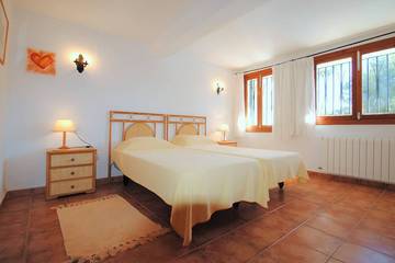 Villa for 10 People in Cala d'Or, Santanyí, Photo 4