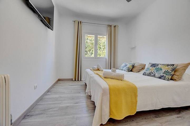 Villa Can Benavent by Slow Villas in Can Pastilla, Palma