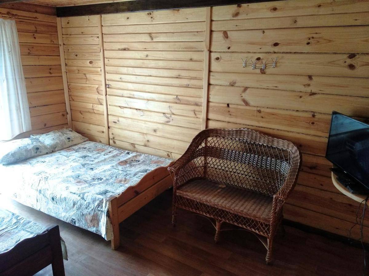 Two-Bedroom House in Oblast Wolhynien