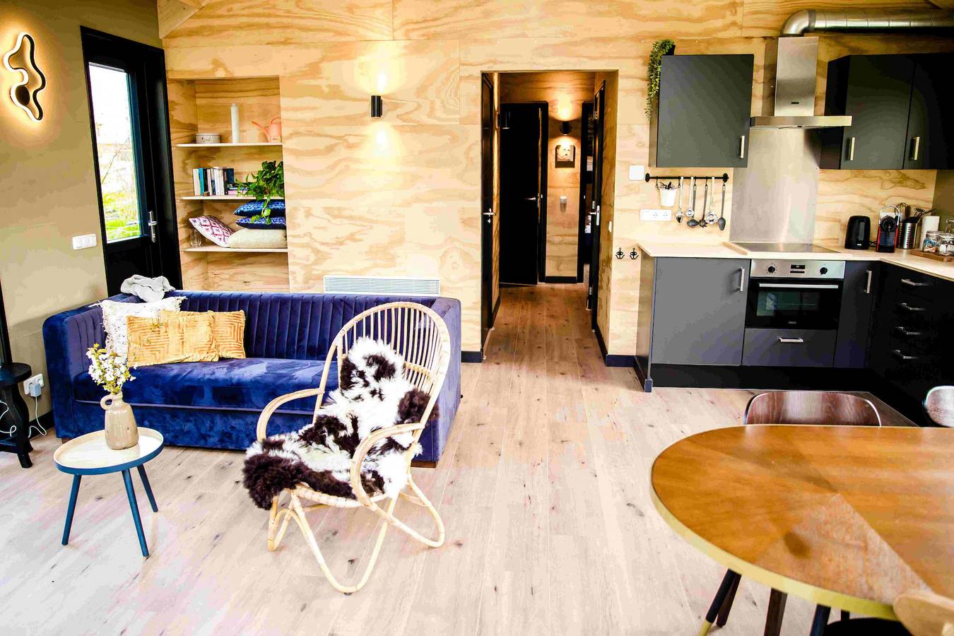 Pean-buiten — Waterlodge Skries in Nationaal Park De Alde Feanen