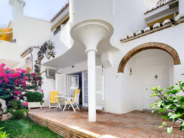 Holiday home for 7 people, with terrace and pool as well as garden in La Cala de Mijas Centre