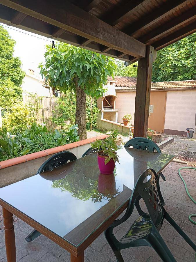 Chambre d’hôte pour 5 personnes, avec vue et jardin