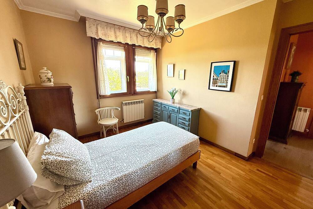 Casona con encanto y naturaleza in Carreño, Costa Verde