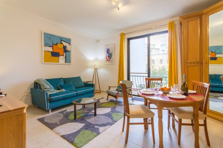 Apartment for 4 people, with balcony, child-friendly in Tas-Sliema
