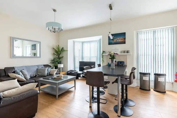 Ferienwohnung für 6 Personen, mit Garten in Südwales