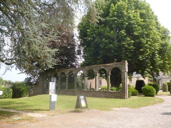 Hôtel pour 2 personnes, avec Jacuzzi et Vue à Châteaubriant - 4