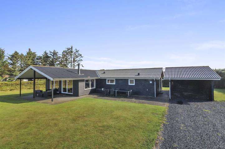 Ferienhaus für 8 Personen, mit Whirlpool und Terrasse sowie Sauna - 1