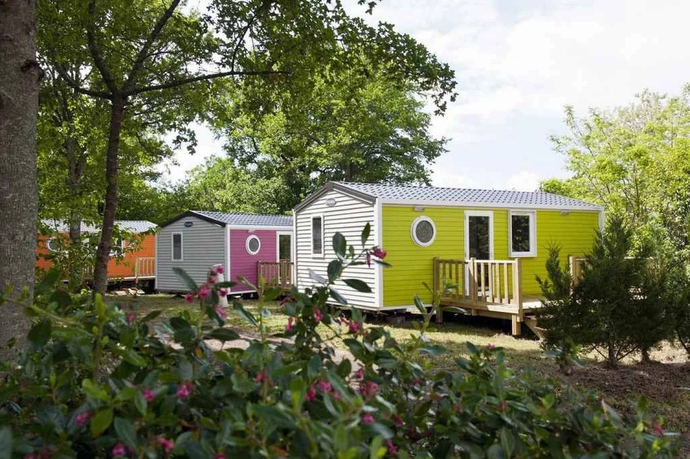 Zecamping 4* animé piscine couverte pet friendly mobil-home Tv 27m2 in Saint-Augustin, Côte de Beauté