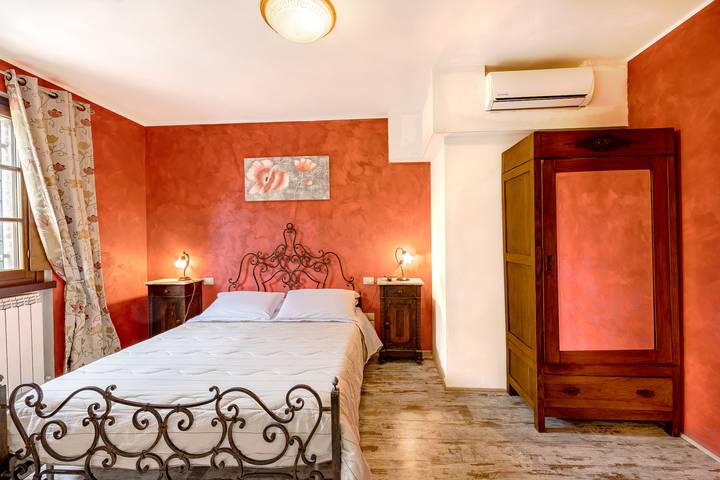 Ferienhaus für 8 Personen, mit Terrasse und Pool, mit Haustier in Umbrien - 4