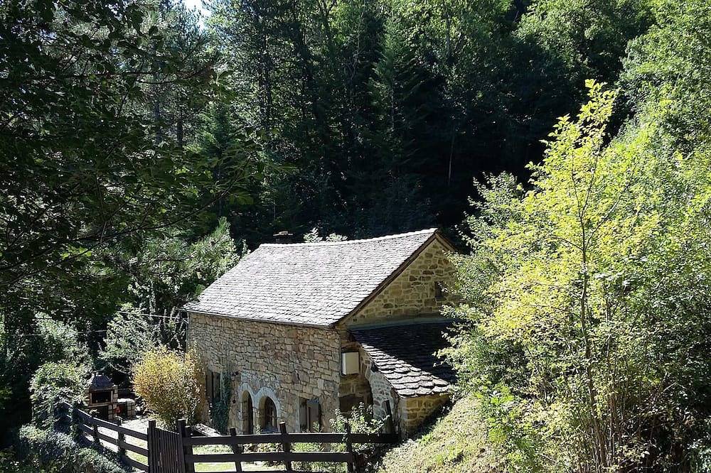 La Bergerie De Baume Brune 4/5 persons in Florac-Trois-Rivières, Cevenas