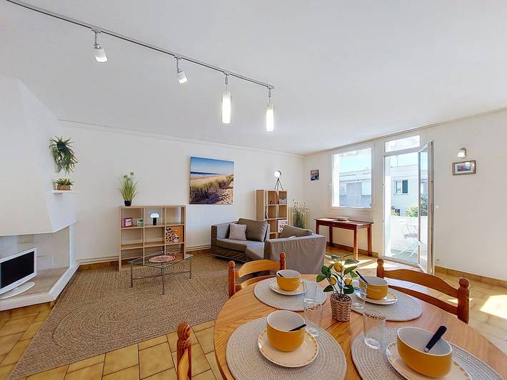 Gîte pour 4 personnes, avec balcon dans Plage de Foncillon