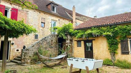 Maison d’hôte pour 4 personnes, avec jardin ainsi que vue et piscine à Gabillou