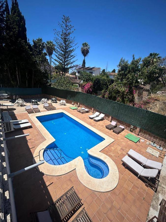 Casa de huéspuedes para 2 personas, con piscina además de terraza y jardín en Málaga