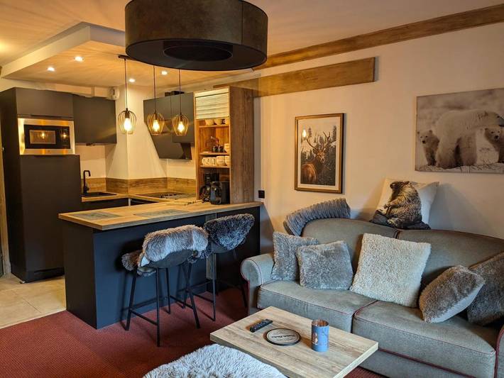Apartamento de vacaciones para 6 personas, con balcón y piscina además de jacuzzi y sauna - 1