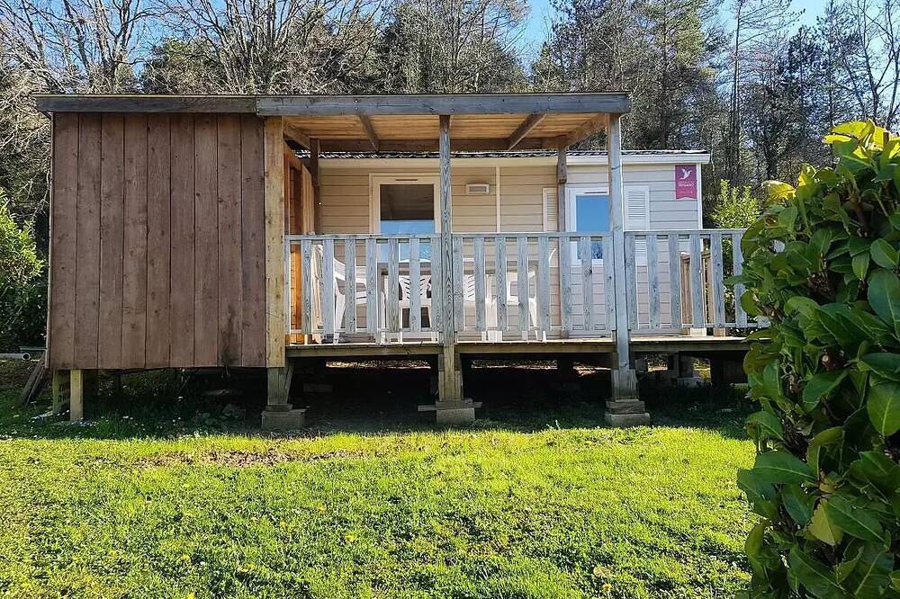 Mobil Home pour 5 Personnes dans Le Buisson-de-Cadouin, Périgord Pourpre