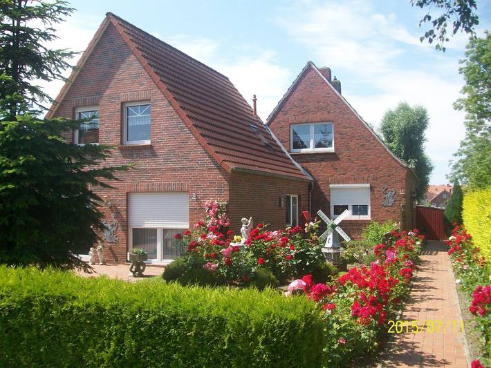 Ferienhaus für 4 Personen, mit Terrasse und Garten in Greetsiel