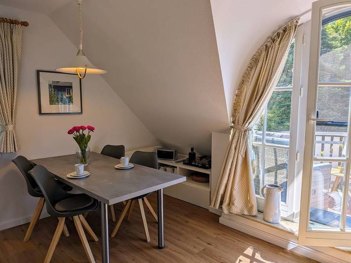 Ferienwohnung für 4 Personen, mit Balkon/Terrasse und Balkon am Saaler Bodden - 2