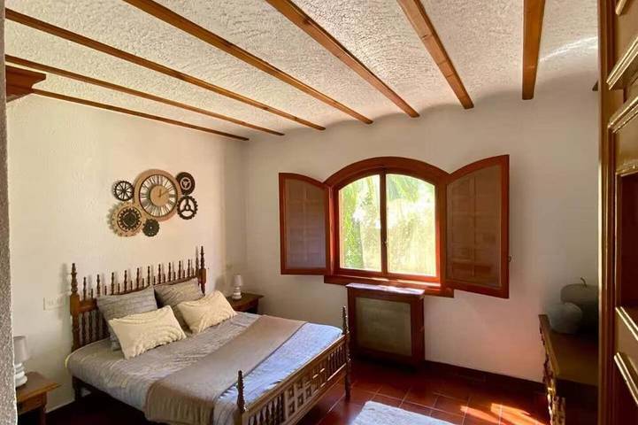 Gîte pour 21 personnes, avec piscine à Elda - 2