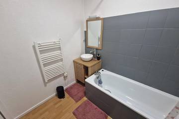 Appartement De Vacances pour 2 Personnes dans Besançon, Doubs, Photo 3