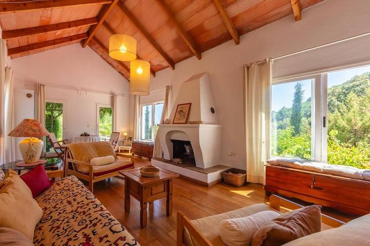 Casa rural para 6 personas, con jardín además de vistas y piscina, Se admiten mascotas en Parque Natural del Estrecho - 4