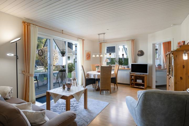 Ferienwohnung „Ferienwohnung, 60qm“ mit gemeinsamer Terrasse, Gemeinschaftsgarten und WLAN in Bruchhausen (Olsberg), Olsberg
