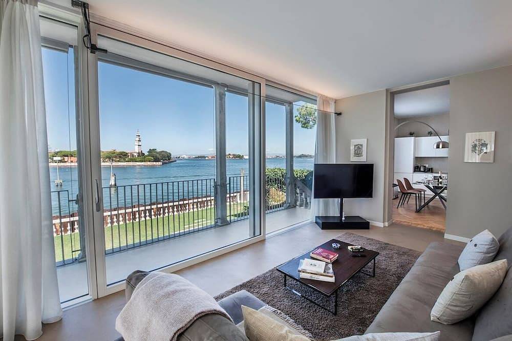 Ganze Wohnung, Ca' delle Contesse   Elegant 2Br apartment in Liberty villa   spectacular view! in Lido di Venezia, Venedig