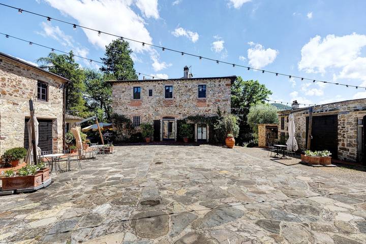 Villa for 40 people, with Hot tub and Garden in Chianti