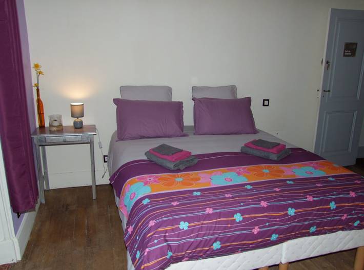 Gîte pour 2 personnes, avec jardin et piscine, animaux acceptés à Luzech