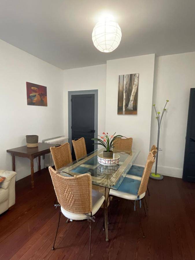 Appartement entier, Apartment in Tournus, Région de Mâcon