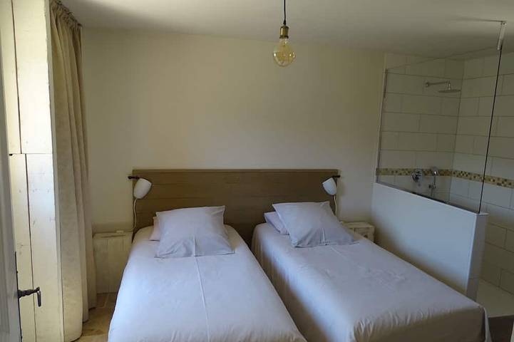 Location de vacances pour 4 personnes, avec jardin à Villars - 3