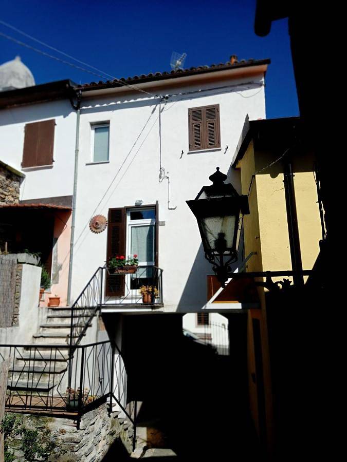 Casa vacanza per 6 persone, con Balcone e Terrazza a Villafranca in Lunigiana