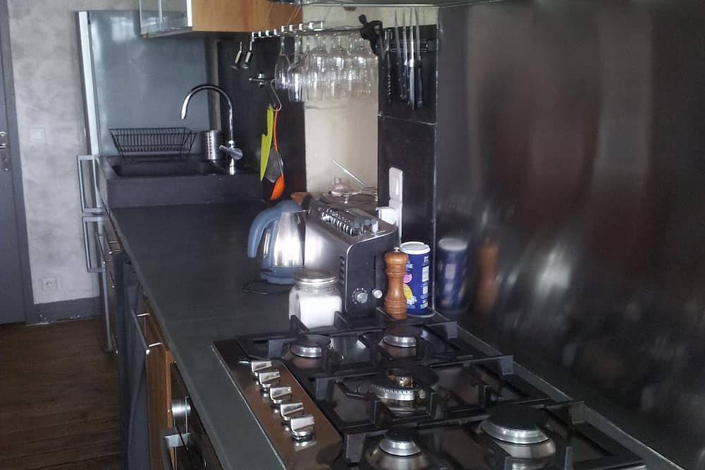 Geheel appartement, Classified Loft 60 m2 south-facing Facing Les Halles in Tours, Tours en omgeving