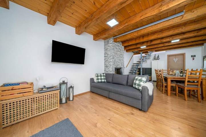 Casa rural para 10 personas, con jardín y balcón - 1