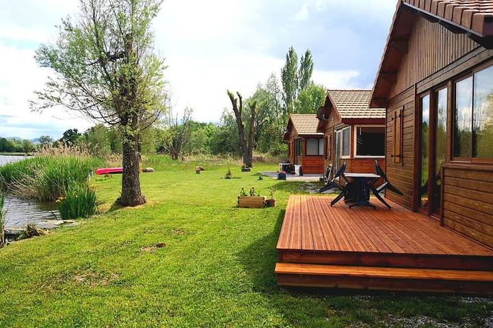 Gîte pour 5 personnes, avec terrasse à La Freissinouse - 3