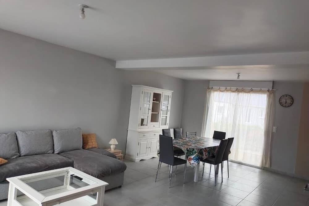 New 3-bedroom bungalow in Mouzeil, Loire-Tal