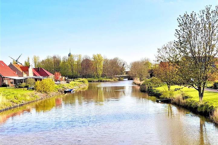 Ferienhaus für 7 Personen, mit Sauna und Garten sowie Terrasse, mit Haustier in Jemgum