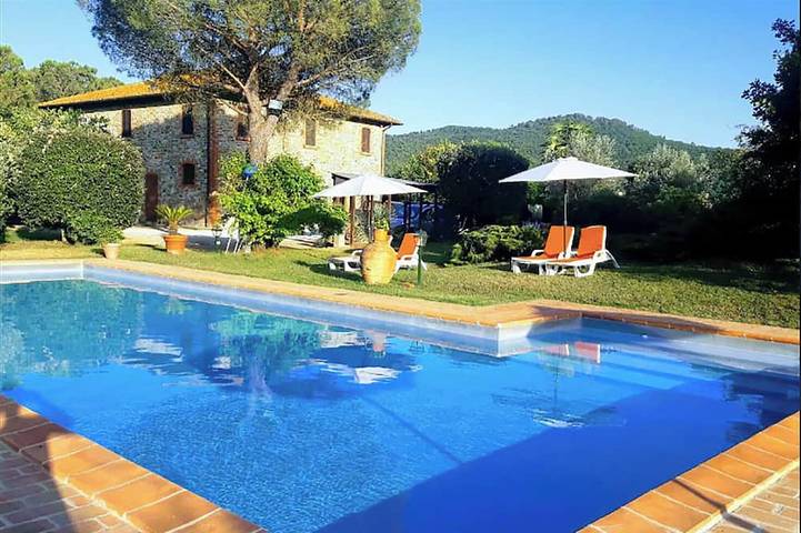 Villa for 11 people, with garden and balcony, with pets - 1