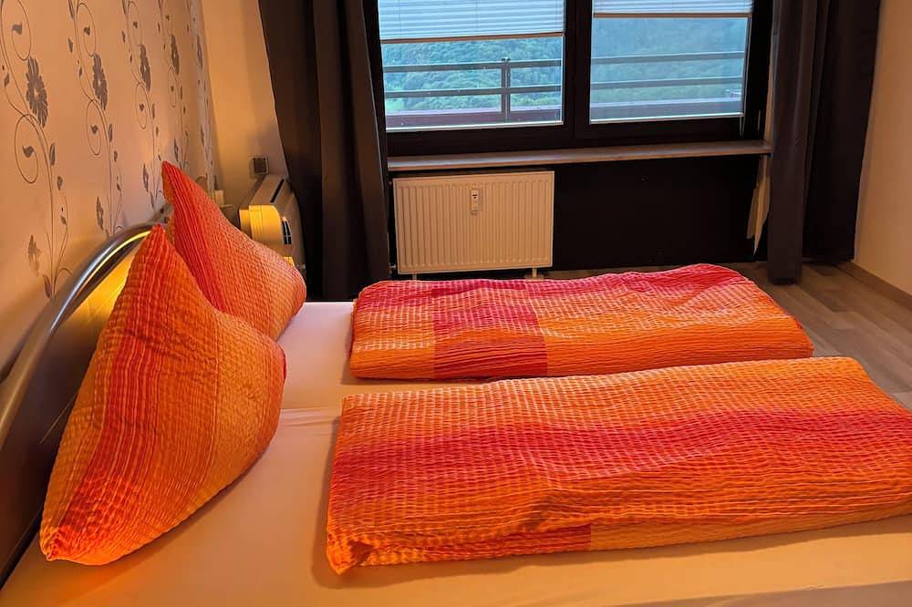 Ganze Wohnung, Ferienwohnung mit Klimaanlage, Pool, Tolle Aussicht, Sauna in Lahnstein, Mittelrhein