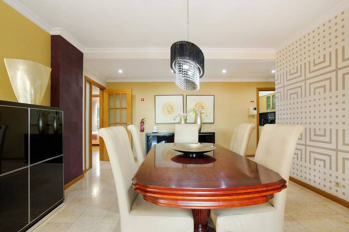 Hel lägenhet, Apartment 'Apartamento Caires' with Shared Garden, Wi-Fi and Air Conditioning in Funchal (Sé), Madeira