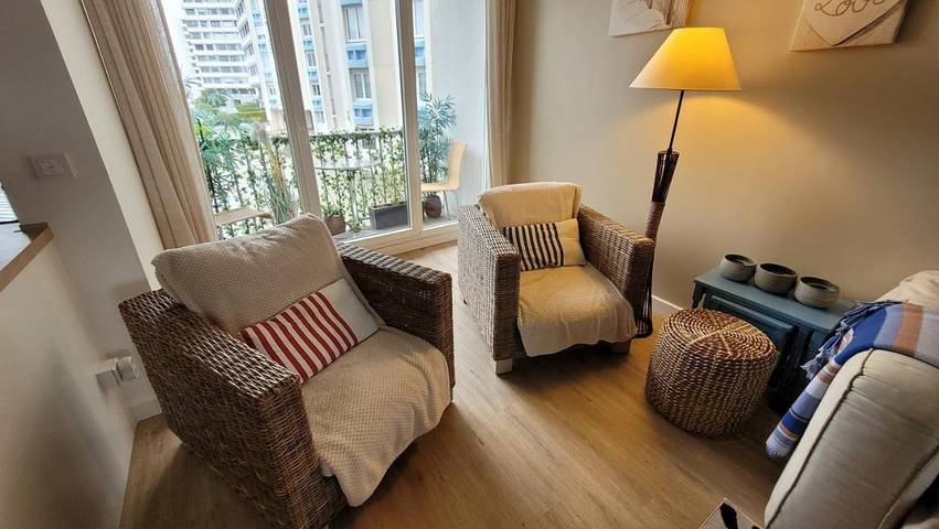 Gîte pour 4 personnes, avec sauna ainsi que vue et terrasse dans Plage de Malo-les-Bains - 4