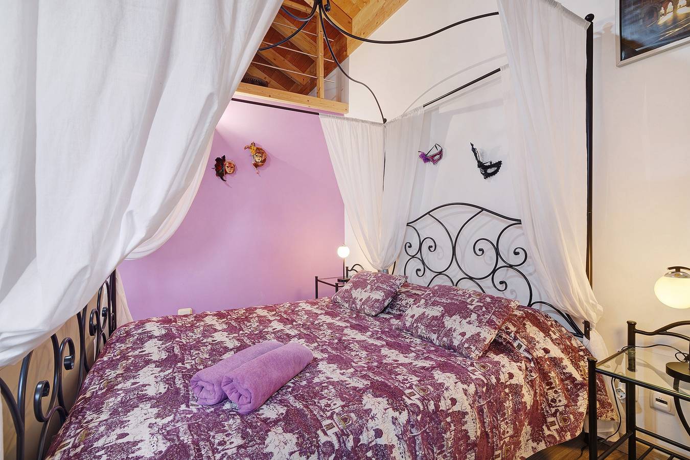 Veneza Room – Shared Pool in Alte, Faro District