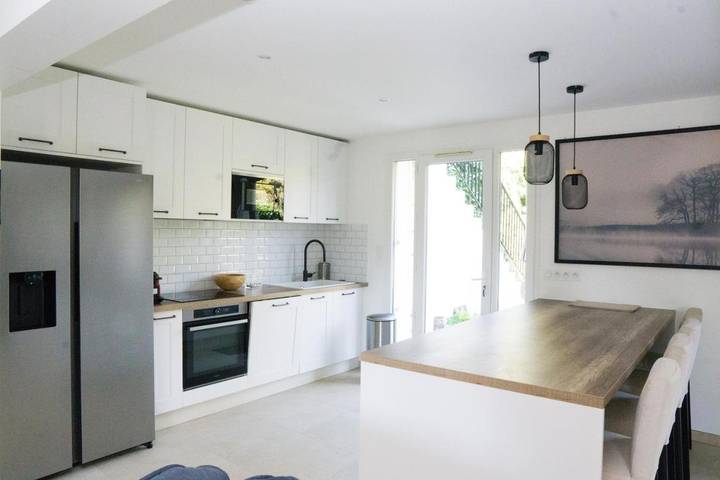 Gîte pour 7 personnes, avec jardin à Vélizy-Villacoublay - 3