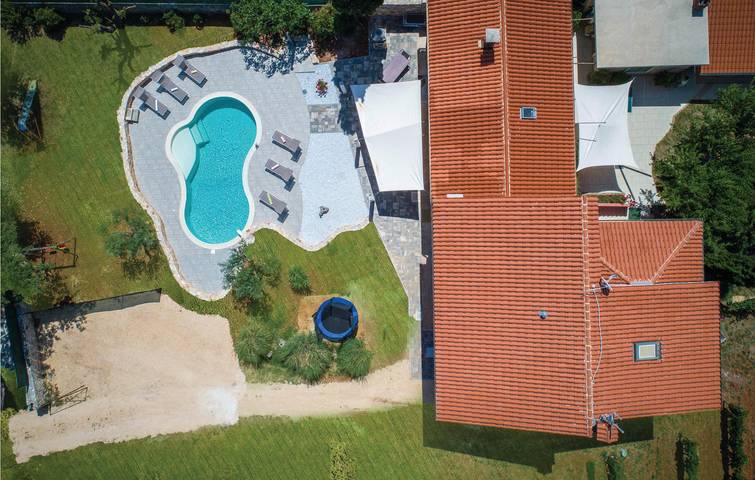 Ferienhaus für 12 Personen, mit Terrasse - 1